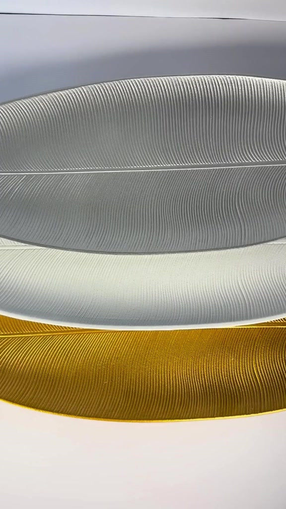 Bandeja Decorativa de madeira em Formato de Folha - Decoração de Qualidade - Tamanho: 58X21cm