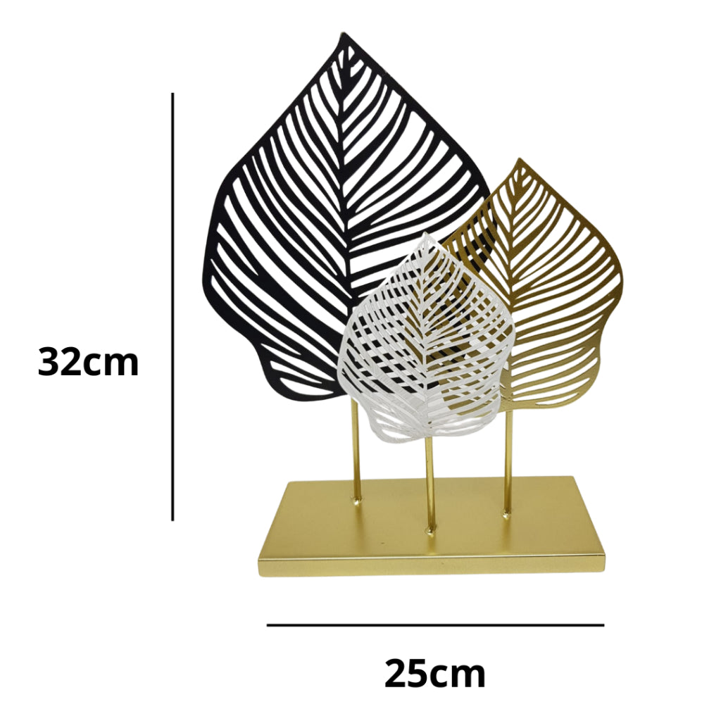 Escultura Folha Tripla em Metal – Arte e Elegância | Alma & Casa