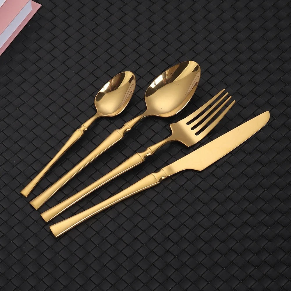 Encanto Dourado à Mesa: Talheres Luxo 24 Peças | Alma & Casa