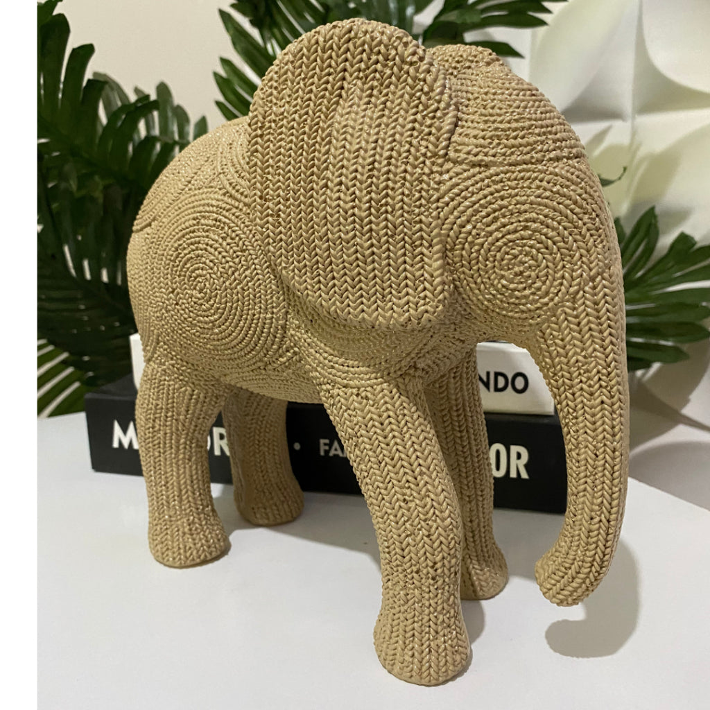 Escultura Elefante Sisal: Elegância Artesanal | Alma & Casa