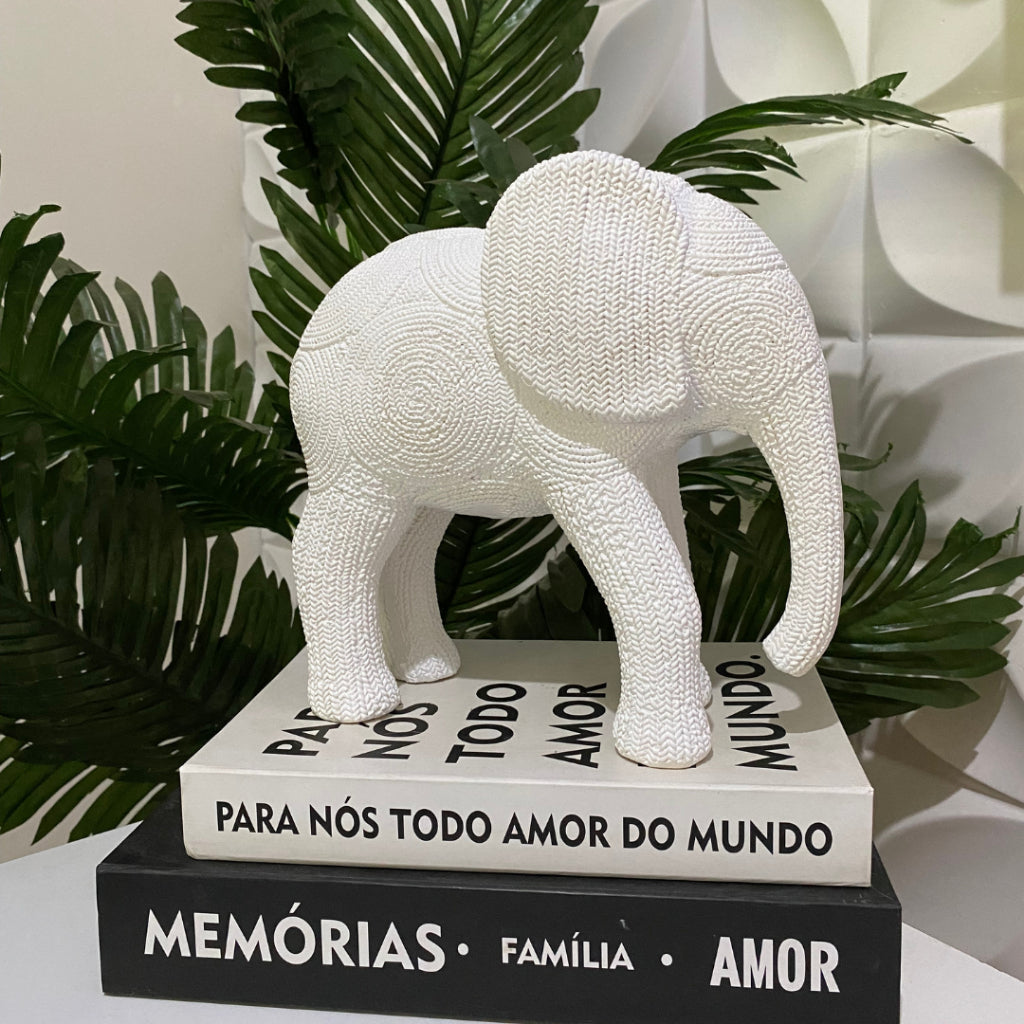 Escultura Elefante Sisal: Elegância Artesanal | Alma & Casa