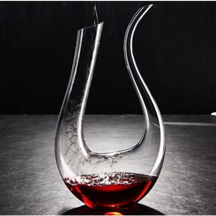 Decanter Modelo U Artesanal: Elegância e Design Único | Alma & Casa