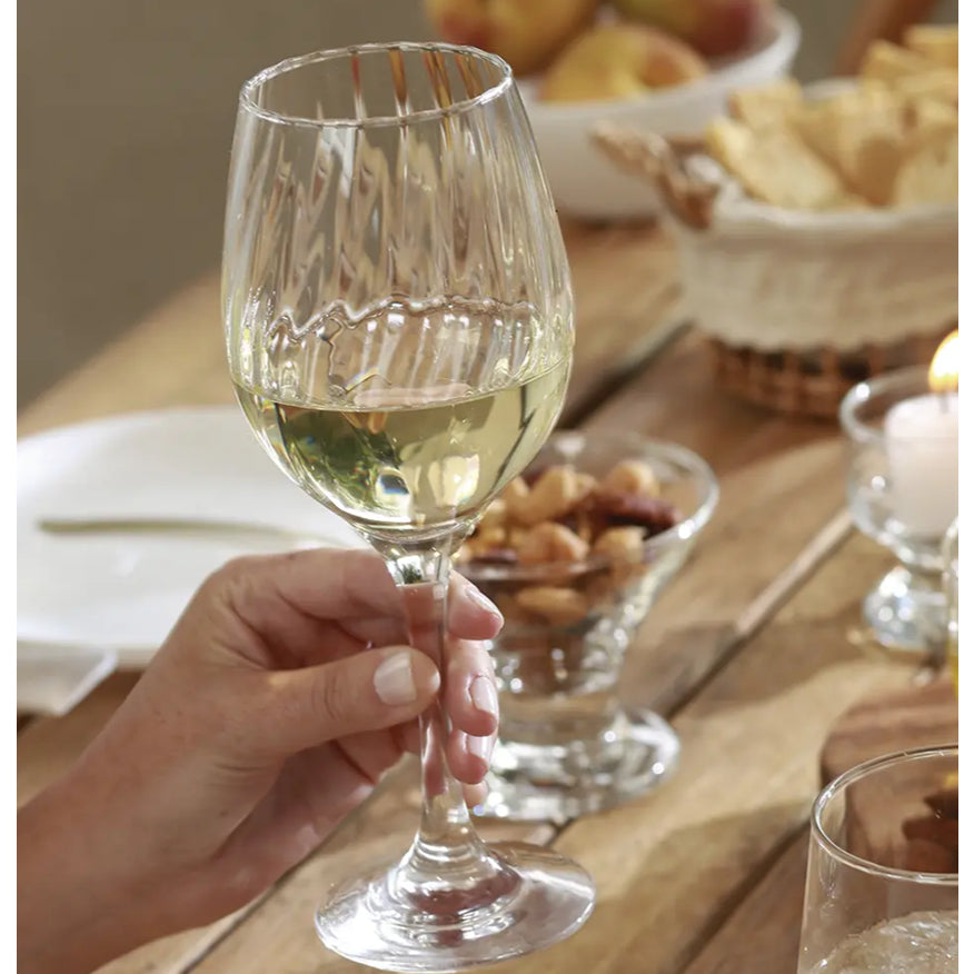 Jogo de 4 Taças de Vinho Ravena com Estilo Vintage | Alma & Casa