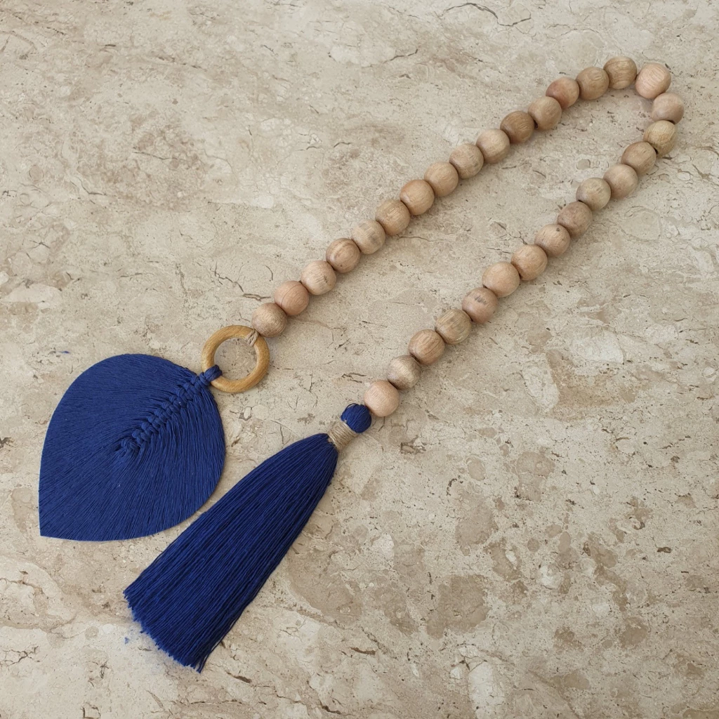 Colar de Mesa Boho em Madeira e Macramê | Alma & Casa