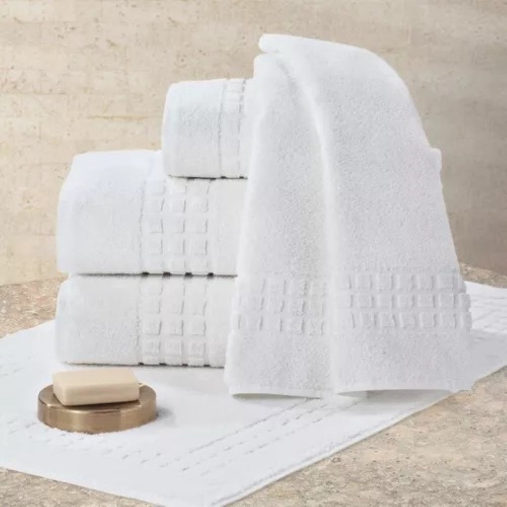 Kit 3 Toalhas de Banho Branca Hotel Teka Toronto Profiline 150x75 Luxo Algodão Macia Absorve Pousada
