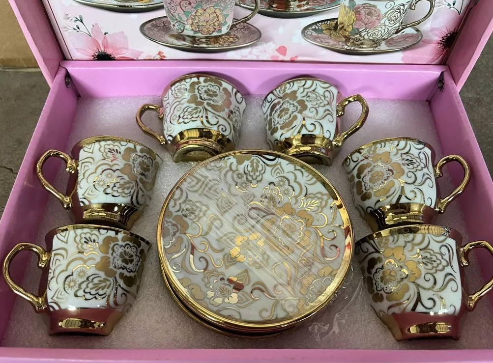 Conjunto com 6 Xícaras de Café com Pires Sofisticação em Cada Detalhe | Alma & Casa