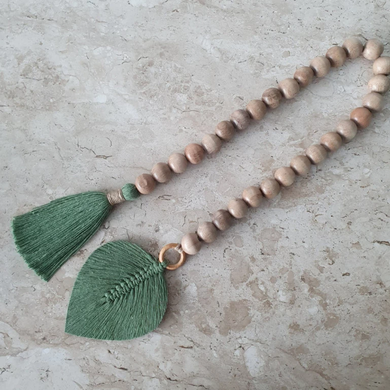 Colar de Mesa Boho em Madeira e Macramê | Alma &amp; Casa