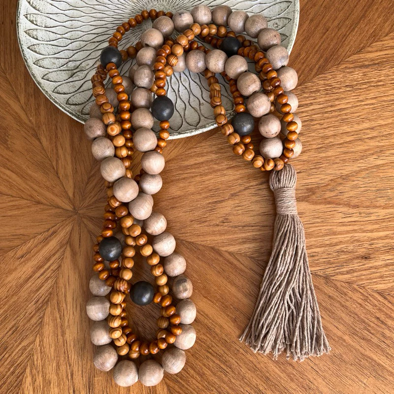 Colar de Mesa Barroco Artesanal em Madeira | Alma & Casa