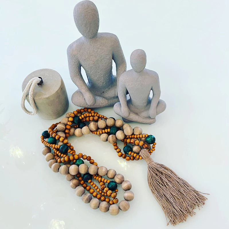 Colar de Mesa Barroco Artesanal em Madeira | Alma & Casa