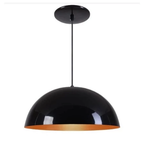 Pendente Meia Lua 34cm em Alumínio – Design Moderno e Sofisticado | Alma & Casa