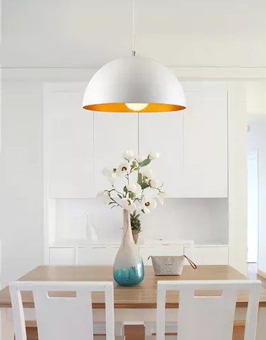 Pendente Meia Lua 34cm em Alumínio – Design Moderno e Sofisticado | Alma & Casa