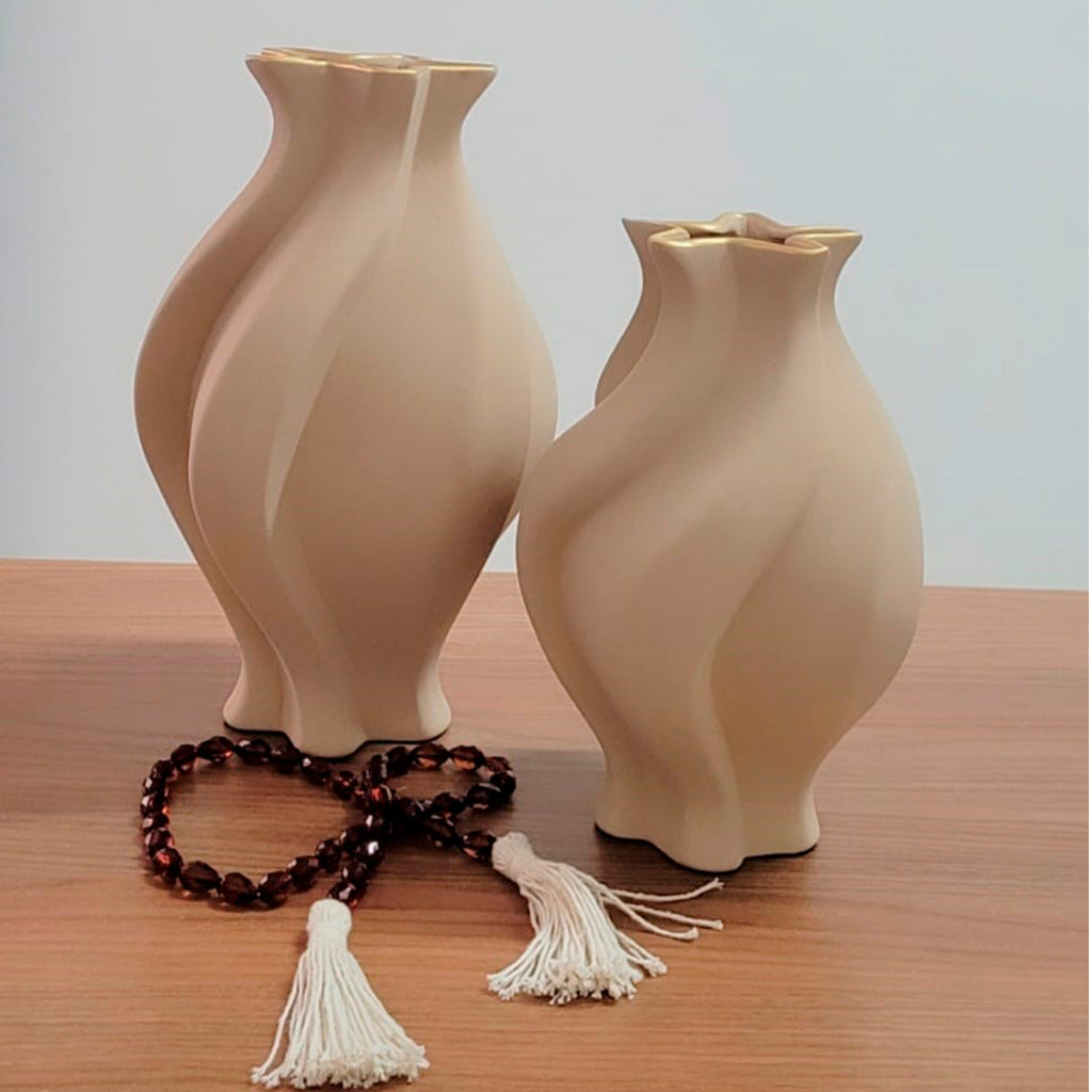 Kit 2 Peças Vasos Cerâmicos Artesanais para Decoração Sofisticada | Alma & Casa