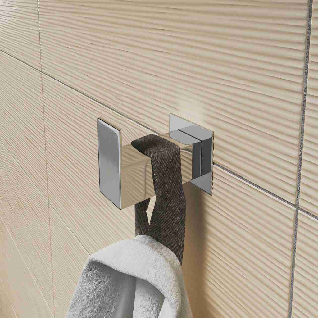 Cabide Inox Q-C1: Sofisticação em Detalhes | Alma & Casa