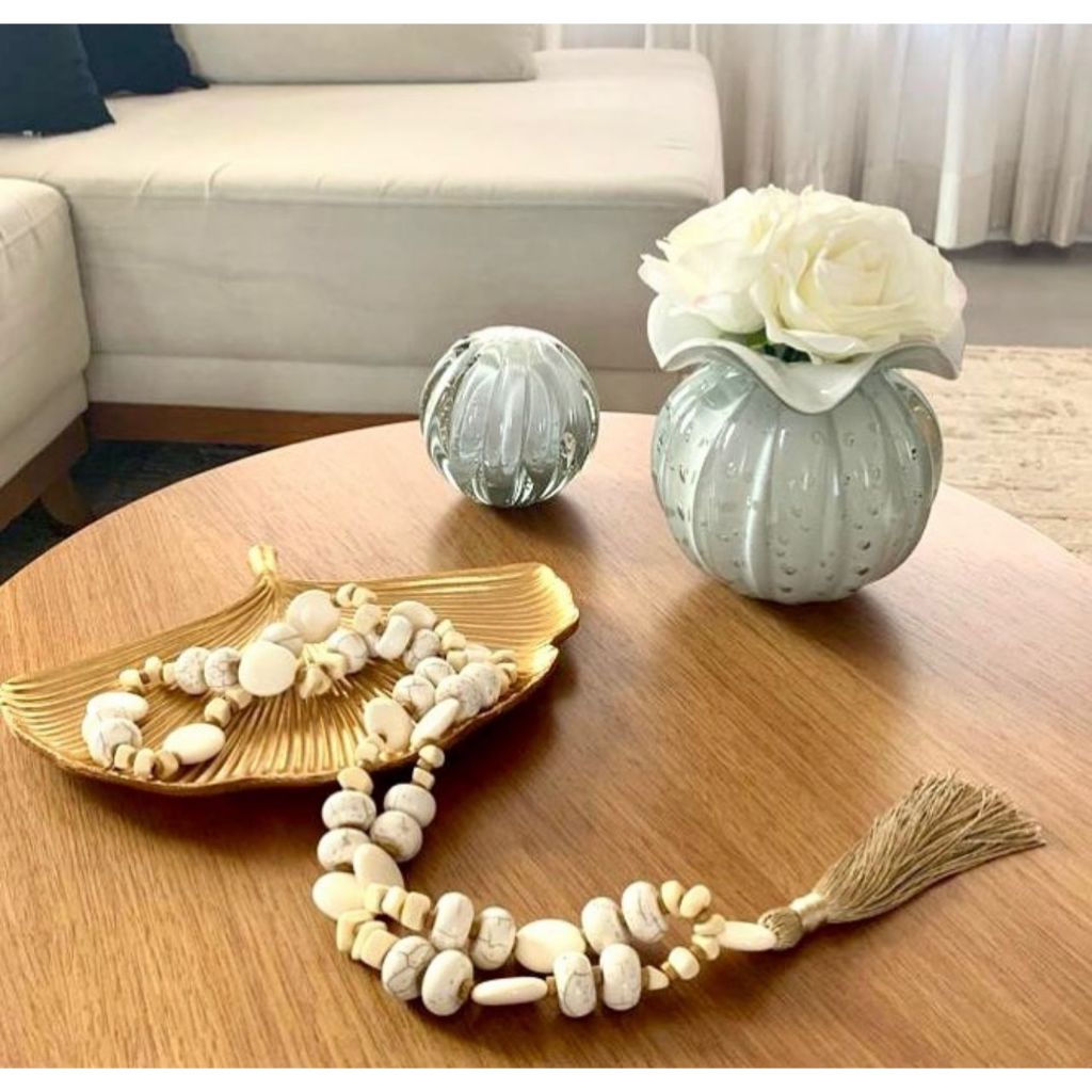 Bandeja Decorativa Dourada em Resina Elegante | Alma & Casa