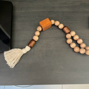 Enfeite Artesanal em Madeira para Decoração Exclusiva | Alma & Casa