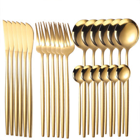 Talheres Sofisticação a Mesa em Dourado 24 pcs | Alma & Casa