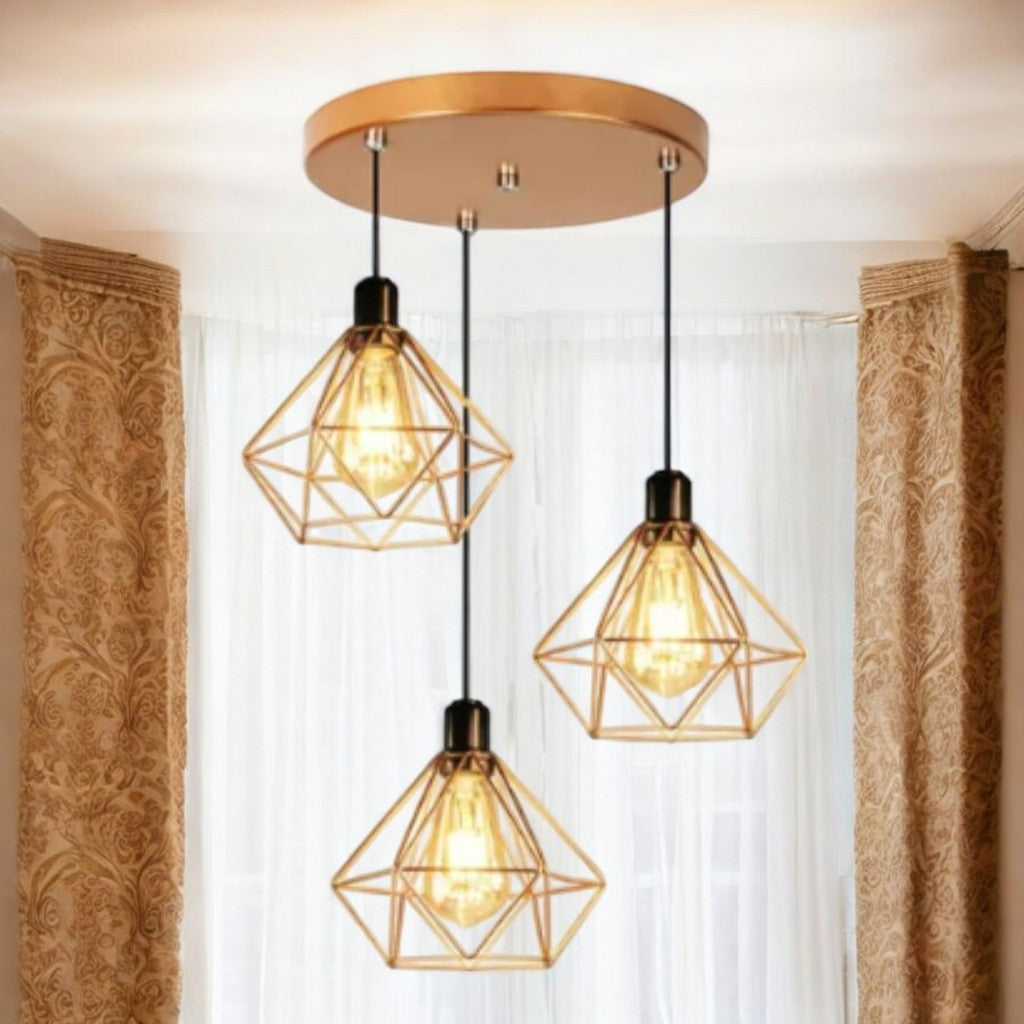 Lustre Pendente Triplo Diamante – Elegância suspensa com personalidade | Alma & Casa