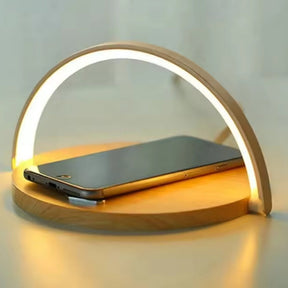 Luminária de Mesa LED com Carregador | Alma & Casa