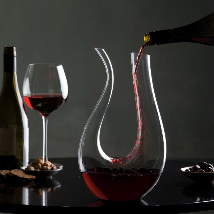 Decanter Modelo U Artesanal: Elegância e Design Único | Alma & Casa