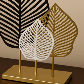 Escultura Folha Tripla em Metal – Arte e Elegância | Alma & Casa