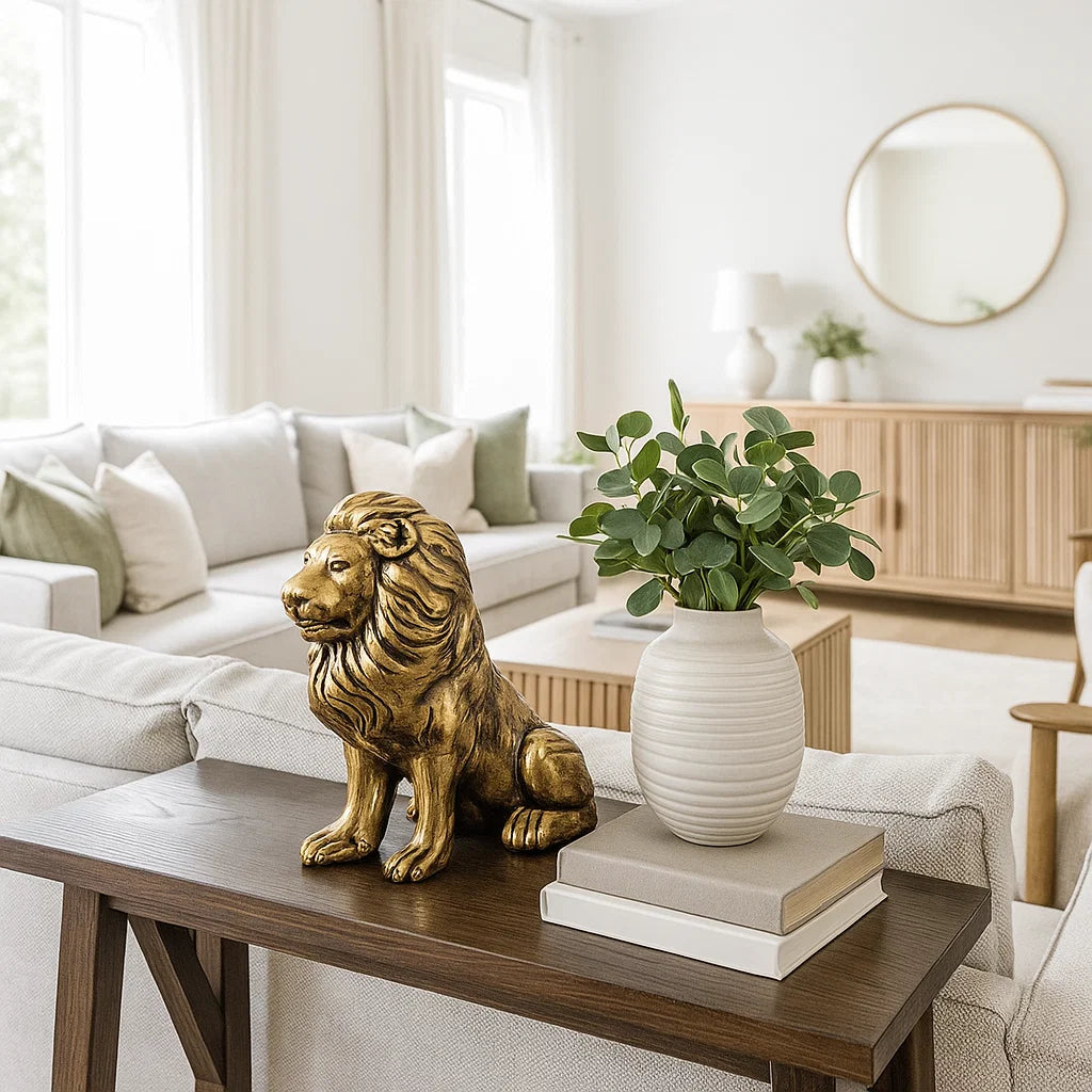 Escultura Leão Decorativo 3D em Gesso Dourado | Alma & Casa
