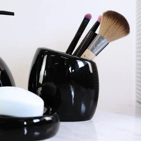 Conjunto de Banheiro: Elegância em Cerâmica | Alma & Casa