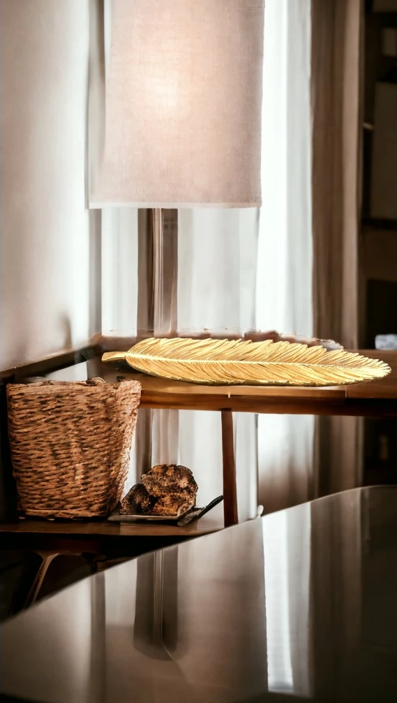 Bandeja Decorativa Folha em Resina Dourada | Alma & Casa