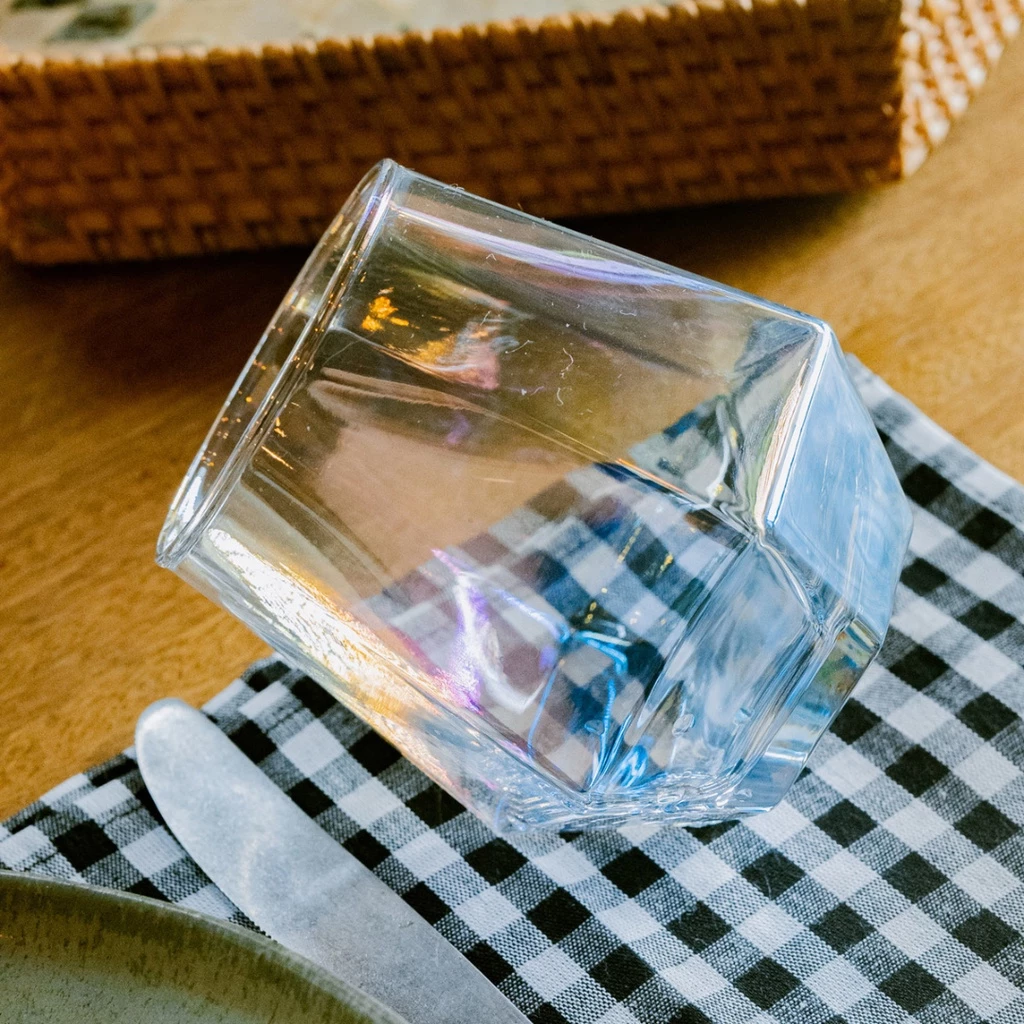 Copos Diamond Furtacor: Cores e Charme à Mesa | Alma & Casa