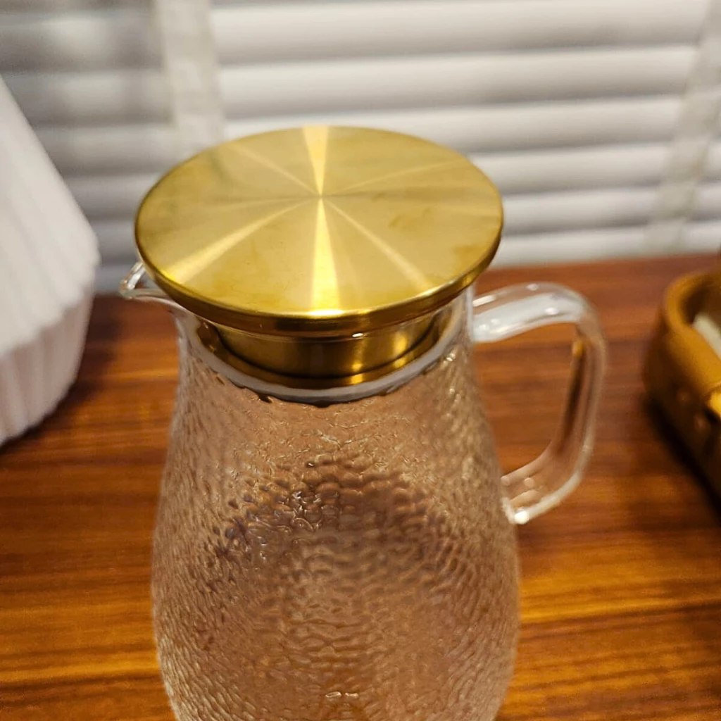 Jarra Borossilicato 1,8L: Design e Leveza à Mesa | Alma & Casa
