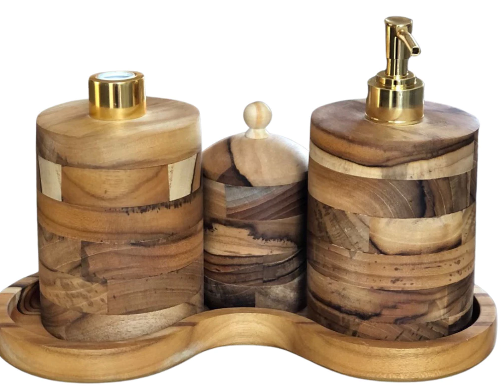 Conjunto Lavabo Madeira com Detalhes Dourados | Alma & Casa