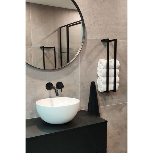 Porta-Toalhas em Ferro e Pinus com Design Elegante | Alma & Casa
