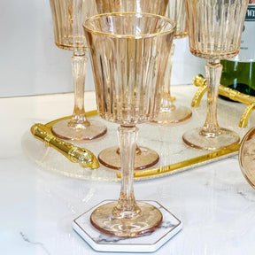 Taças Âmbar com Borda Dourada: Elegância à Mesa | Alma & Casa