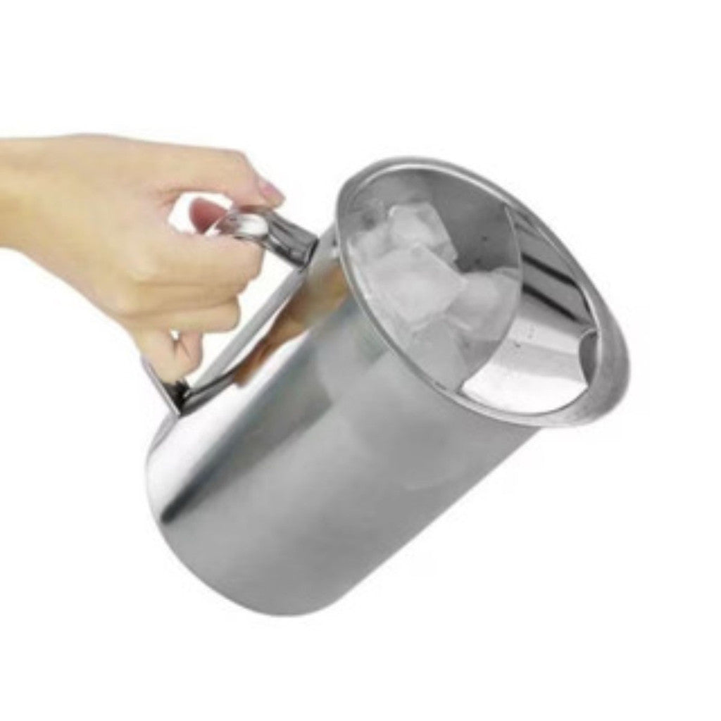 Jarra Inox 1,8L: Design Atemporal à Mesa | Alma & Casa