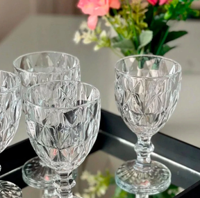 Jarra e Taças Diamante: Elegância à Primeira Vista | Alma & Casa