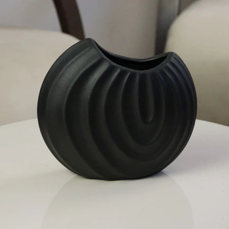 Vaso de Cerâmica Formato Concha Orgânica | Alma & Casa