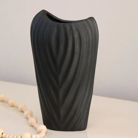 Vaso de Cerâmica Canelado Côncavo Decorativo | Alma & Casa